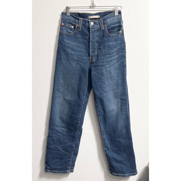 Levi’s Women’s PREMIUM Wedgie Straight Button Fly Jeans Size 26 Dark Wash denim - Picture 2 of 9